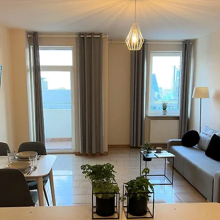 Uroczy Z Widokiem Na Centrum I Darmowym Parkinigiem Varsavia